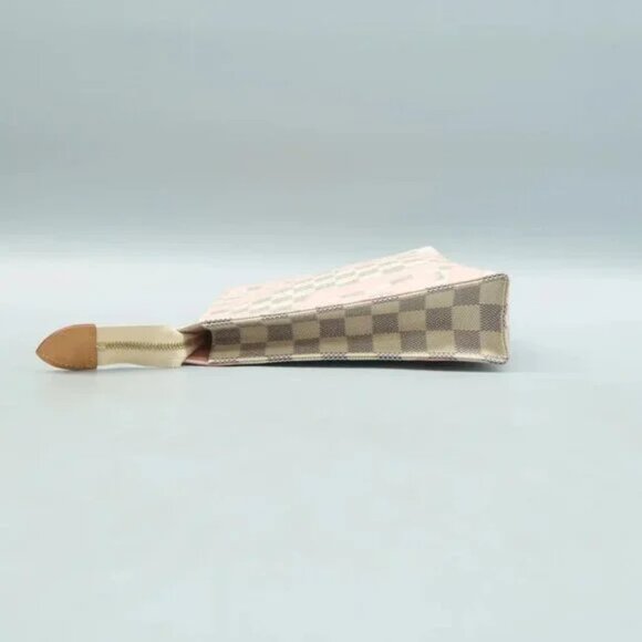Auth Louis Vuitton Toiletry Pouch White Damier Azur Canvas Clutch Bag 835-092224 - Picture 5 of 12